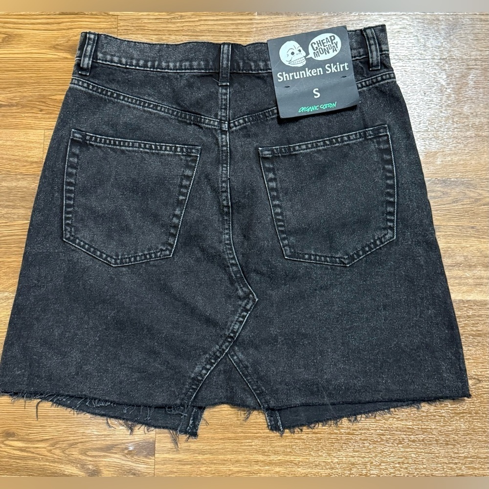 NWT Cheap Monday Organic cotton distressed black denim jean mini skirt Small - Picture 8 of 8
